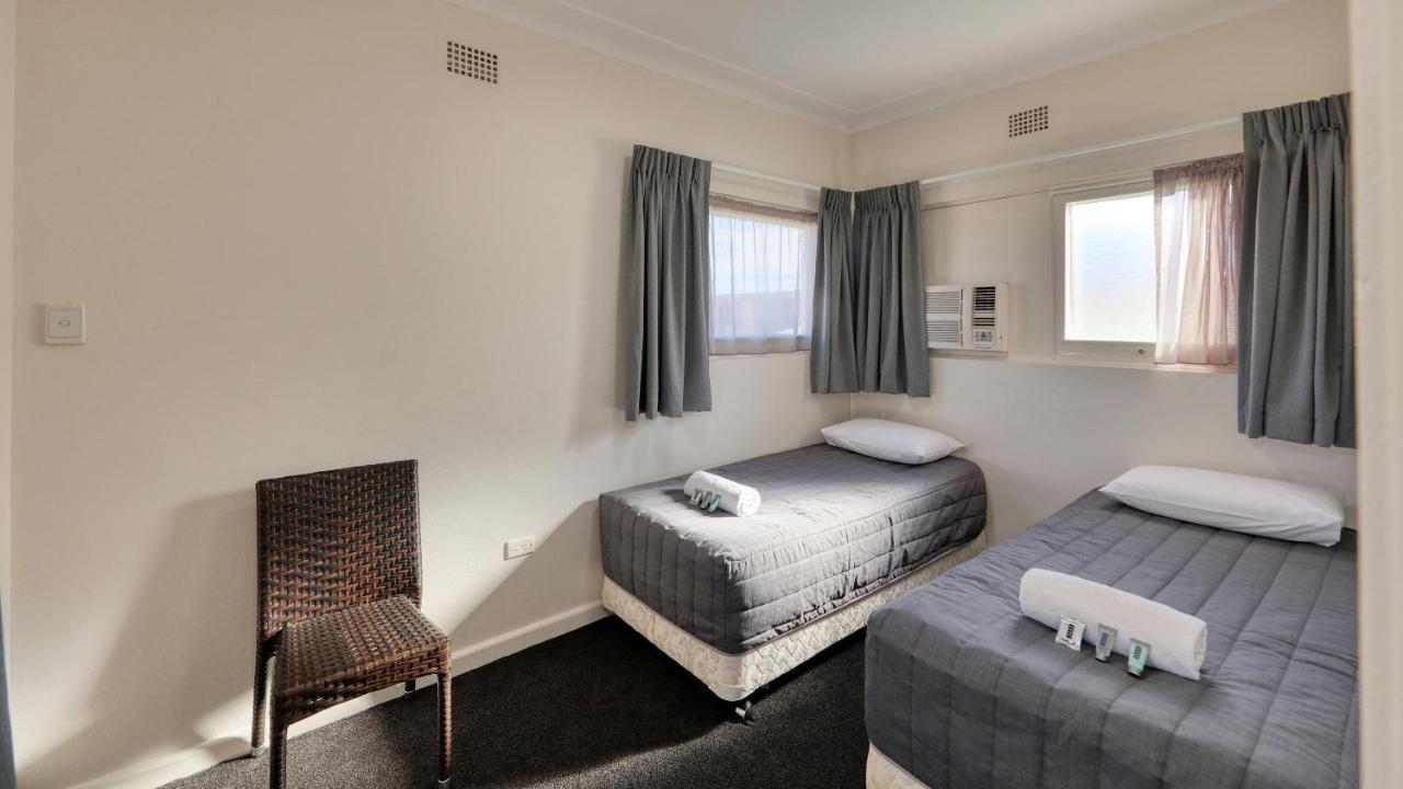 Cowra Motor Inn Esterno foto